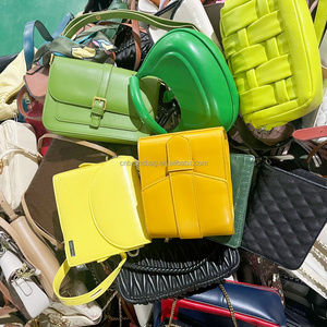 <span class=keywords><strong>Bolsos</strong></span> <span class=keywords><strong>de</strong></span> <span class=keywords><strong>Marca</strong></span> Usados al por Mayor A15, Pacas <span class=keywords><strong>de</strong></span> KG <span class=keywords><strong>de</strong></span> <span class=keywords><strong>Bolsos</strong></span> <span class=keywords><strong>de</strong></span> Mujer <span class=keywords><strong>de</strong></span> Segunda Mano, Moda <span class=keywords><strong>de</strong></span> Lujo para Mujer, Suministro <span class=keywords><strong>de</strong></span> Fábrica - Product Image 2