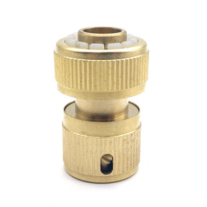 Raccord rapide en laiton 5/8 pour tuyau d'arrosage, installation facile - Product Image 2
