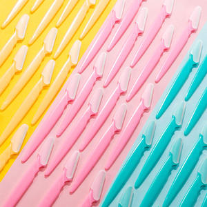 Rasoir à sourcils simple de 14,5 cm, couteau de coupe en acier inoxydable, outil de beauté et de maquillage avec lame tranchante pour le visage/les yeux/les lèvres - Product Image 1