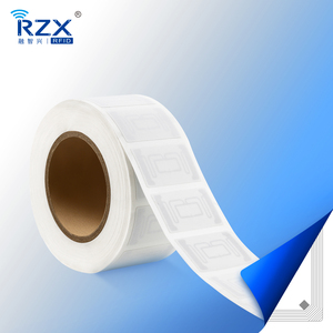Étiquette RFID UHF longue portée 860-960 MHz pour le suivi des stocks de vêtements en vente au détail – Direct Usine - Product Image 2