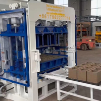 Máquina de fabricación de bloques de hormigón de cemento simple y fácil de operar, procesamiento en línea de producción de ladrillos de pavimentación