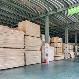 Vente en gros <span class=keywords><strong>de</strong></span> planches collées en <span class=keywords><strong>bois</strong></span> massif <span class=keywords><strong>de</strong></span> haute qualité en paulownia/pin/peuplier/cèdre/bouleau/épicéa/chêne ou planches à joints pour doigts - Product Image 6