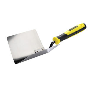 Spatule d'angle interne Stanley en acier inoxydable avec poignée ergonomique pour plâtre - Product Image 1