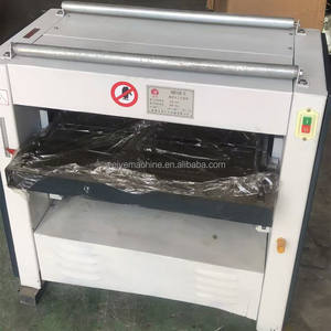 Raboteuse à pression de 500 mm de largeur MB105A Monophasée 20 pouces Raboteuse légère à un seul côté Raboteuse à épaisseur légère pour planches épaisses - Product Image 1