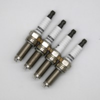 Bougies d'allumage hexagonales Iridium-Platinum 16mm de haute qualité F4J163707010 pour pièces automobiles chinoises de moteur à essence Jeep Commander PHEV