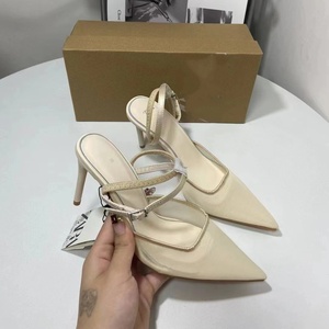 รองเท้าส้นสูงแบบสวมเปิดส้น ดีไซน์วินเทจ แต่งตาข่าย ปลายแหลม ประดับหัวเข็มขัดเส้นเดียว รุ่นใหม่รับซัมเมอร์ สำหรับผู้หญิง - Product Image 2