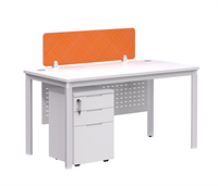 Bureau de travail moderne et durable pour employés et espaces de travail d'équipe