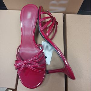 Escarpins de <span class=keywords><strong>Mariage</strong></span> Rouges Pointus QuiteS, Talons Fins avec <span class=keywords><strong>Petit</strong></span> Nœud, Sandales Simples, Vente en Gros, Chaussures de Soirée Sexy à Talons Hauts pour la Mariée - Product Image 3