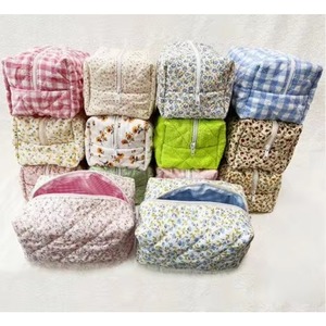 Échantillon Gratuit - Promotion : Trousse de Maquillage Légère et Mignonne pour Femme, Motif Vichy Bleu, Petite Pochette Cosmétique Florale en Polyester - Product Image 5