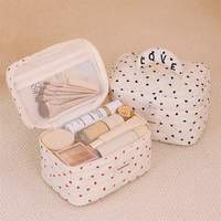 Mini trousse de maquillage en forme de cœur pour femme, sac de rangement mignon pour maquillage, trousse de toilette portable de grande capacité pour voyage