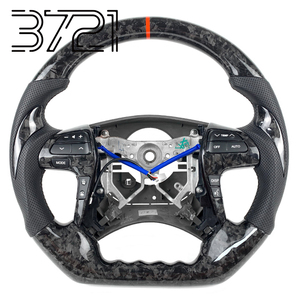 Volant en cuir et fibre de carbone forgée pour Toyota Camry 6ème génération 2006-2011 XV40 - Product Image 1