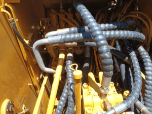 รถขุดตีนตะขาบผลิตภาพสูง แรงขุดทรงพลังและมั่นคง รุ่น Cat 320D2 และ Cat 320D รถขุดมือสองสำหรับงานพัฒนาอุตสาหกรรม - Product Image 5
