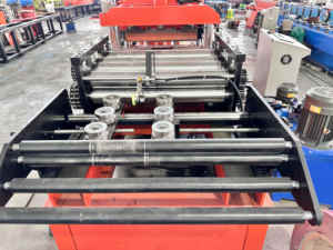 Máquina formadora de rollos CPurlin de marco de acero resistente automática con motor y rodamiento C Purlin que hace la máquina - Product Image 6