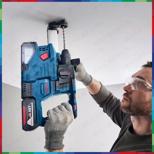Taladro Percutor Profesional Bosch de 18V 5.0Ah con Motor sin Escobillas de Iones de Litio para Perforación de Concreto - Product Image 4