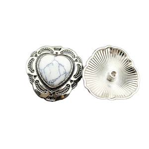 Botones Retro de Corazón Turquesa, Accesorios Decorativos de Aleación Plateada, Conchos, Broches, Remaches Metálicos con Tornillo Trasero para Cinturones DIY - Product Image 2