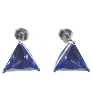 Boucles d'oreilles clous en argent sterling 925, montage lourd, plaqué rhodium, boucles d'oreilles clous en tanzanite trillion - Product Image 1