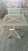 Meubles de jardin, table à manger complète, table de restaurant moderne pour l'extérieur, tables d'extérieur en plastique