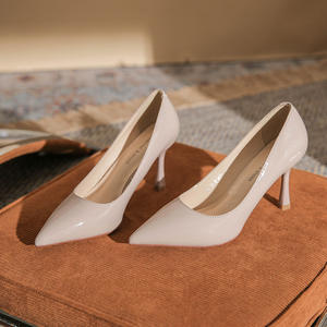 <span class=keywords><strong>Scarpe</strong></span> <span class=keywords><strong>da</strong></span> Donna con Tacco Basso a Punta Stiletto Moda Sexy Décolleté per Ufficio e Matrimonio - Product Image 1