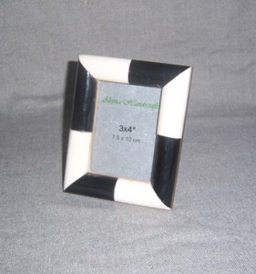 Marco de Fotos Único con Incrustaciones de Hueso, Marco de Fotos Decorativo para el Hogar Hecho a Mano en India - Product Image 2