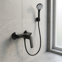 Robinet de lavabo mural en laiton à poignée unique, design européen moderne, avec cartouche céramique, mitigeur chaud/froid