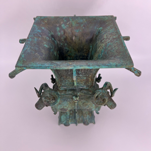 Buque ritual de bronce de la dinastía Shang tardía Zun cuadrado de cuatro ovejas, exquisita artesanía de Metal encarnada, estado supremo - Product Image 2