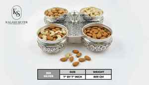 Ensemble de bols à fruits secs en argent sterling 925 avec quatre contenants, accessoire de service et de cadeau artisanal indien pour la décoration de la maison - Product Image 2