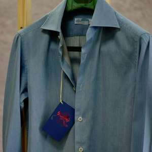 Camisa Casual <span class=keywords><strong>de</strong></span> Verano para Hombre, Personalizada, Color Azul Lago, 100% Algodón, Transpirable, Ecológica, con Tela Italiana FLAMENCO, Corte Entallado - Product Image 1