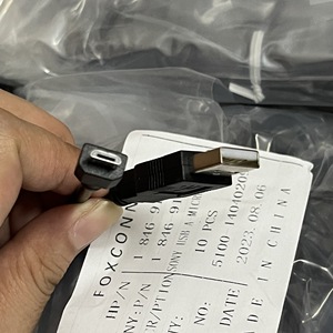 Venta al por mayor para <span class=keywords><strong>PS4</strong></span> <span class=keywords><strong>Cable</strong></span> de carga del controlador <span class=keywords><strong>original</strong></span> 1,5 M P 4 <span class=keywords><strong>Cable</strong></span> de datos del controlador inalámbrico 1 paquete 10 piezas - Product Image 4