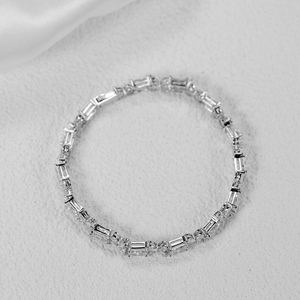 Venta al por mayor diseño original mariposa latón joyería corte <span class=keywords><strong>de</strong></span> hielo alto cartón diamante tenis pulsera <span class=keywords><strong>para</strong></span> <span class=keywords><strong>mujer</strong></span> regalo <span class=keywords><strong>de</strong></span> <span class=keywords><strong>aniversario</strong></span> - Product Image 3