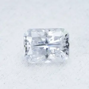 Gute Qualität Synthetischer weißer Moissanit-Diamant D VVS Loose Moissan ite Stone im Strahlungs schliff