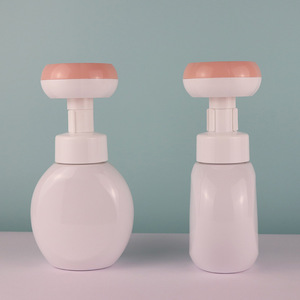 2024 nouvelle bouteille de shampooing et de revitalisant d'emballage liquide en plastique PE blanc avec pompe à mousse de Type griffe de chat pétale - Product Image 4