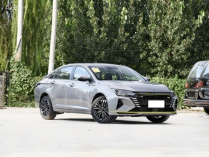 Dongfeng Fengshen Oxin MAX <span class=keywords><strong>2021</strong></span> Ultra Type FatherHybrid Edition Berline Hybride Essence-Électrique pour <span class=keywords><strong>le</strong></span> <span class=keywords><strong>Marché</strong></span> Compact - Product Image 3