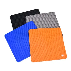 Customized Square Silicone Mat Wholesale Spill Food Grade Silicone Placemat