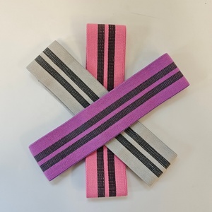 Lot de 3 bandes de résistance en tissu - Bandes antidérapantes pour les fessiers avec 3 niveaux de résistance pour l'entraînement des hanches et des jambes, la maison, la gym, le yoga et le Pilates - Product Image 3