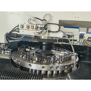 Punzonadora de torreta <span class=keywords><strong>Cnc</strong></span> de placa de acero inoxidable, maquinaria punzonadora <span class=keywords><strong>Cnc</strong></span>, torreta a la venta - Product Image 5