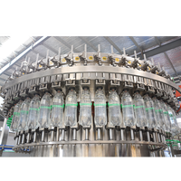Machine de remplissage isobare entièrement automatique pour l'embouteillage d'eau gazeuse et de boissons gazeuses pour les usines de production de boissons