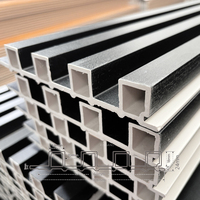 Panel Dinding Cladding WPC Desain Modern Ukuran Kustom Ramah Lingkungan Peredam Suara Tahan Air Tahan Api untuk Hotel, Sekolah, dan Gym