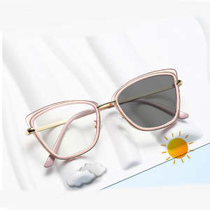 Gafas <span class=keywords><strong>de</strong></span> <span class=keywords><strong>Sol</strong></span> <span class=keywords><strong>de</strong></span> transición inteligentes <span class=keywords><strong>de</strong></span> moda para <span class=keywords><strong>mujer</strong></span>, gafas fotocromáticas <span class=keywords><strong>con</strong></span> <span class=keywords><strong>filtro</strong></span> <span class=keywords><strong>de</strong></span> luz azul, protección <span class=keywords><strong>UV</strong></span> elegante, marcos <span class=keywords><strong>de</strong></span> Metal <span class=keywords><strong>de</strong></span> ojo <span class=keywords><strong>de</strong></span> gato - Product Image 1