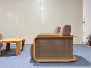 Set <span class=keywords><strong>Sofa</strong></span> taman luar ruangan Modern dengan kayu jati & UV, meja kopi 3 dudukan rotan PE tahan-uv tahan lama untuk penggunaan Hotel vila & Apartemen - Product Image 2