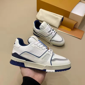 Zapatos deportivos de diseño personalizado de lujo para hombres y mujeres cuero de vaca genuino forro de cuero genuino Slip-On al por mayor para primavera - Product Image 2