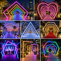 Arche hexagonale LED, cadre géométrique en métal, toile de fond pour cérémonie de mariage, salle de banquet, hôtel, décoration d'événements, impression de logo personnalisée