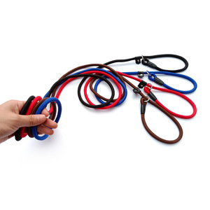 Collier <span class=keywords><strong>de</strong></span> dressage et laisse <span class=keywords><strong>de</strong></span> traction en gros pour chiens <span class=keywords><strong>de</strong></span> petite et moyenne taille – Accessoires sans collier, chaîne en P facile à tirer - Product Image 2