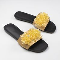 Nouvelles Sandales Tendance 2025 - Claquettes Perlées Résistantes à l'Eau pour Femme. Chaussures pour Dames.