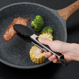 Pinces <span class=keywords><strong>de</strong></span> <span class=keywords><strong>cuisine</strong></span> en acier inoxydable avec embouts en silicone résistants à la chaleur, dotées d'un clip <span class=keywords><strong>de</strong></span> verrouillage pour la cuisson, la grillade, la friture et le service - Product Image 6