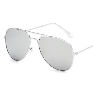 Gafas de sol 3026 para hombre y mujer, gafas de moda piloto Clam Mirror Trend, gafas de sol con montura grande, fabricantes al por mayor - Product Image 5