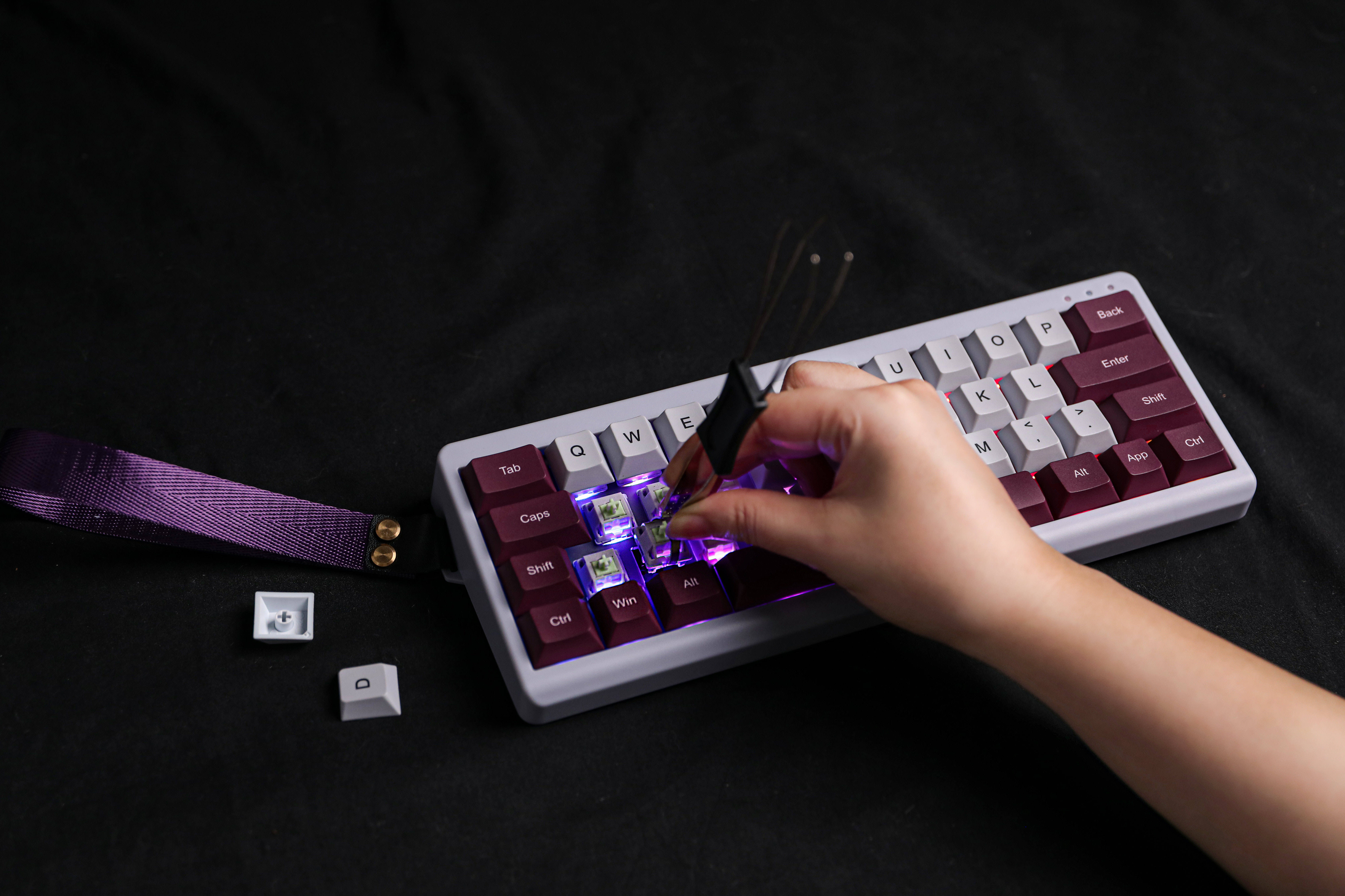 Epomaker TH40 Ultra-Compact 40% Wireless Mechanical Keyboard - 44