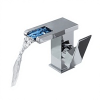 Robinet de lavabo cascade monocommande eau chaude et froide avec éclairage LED, à poser sur le comptoir, pour salle de bain domestique