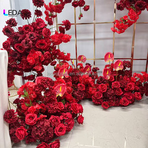 ซุ้มดอกกุหลาบแดง LEDA งานแฮนด์เมด สำหรับตกแต่งงานขอแต่งงาน สไตล์โรแมนติกชวนฝัน เหมาะสำหรับงานอีเว้นท์และงานปาร์ตี้ - Product Image 4