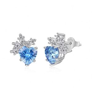 Aretes Dylam Elegantes Hipoalergénicos de Plata de Ley 925 con Baño de Rodio, Zafiro Rosa en Forma de Corazón, Circonita Cúbica 5A - Product Image 2