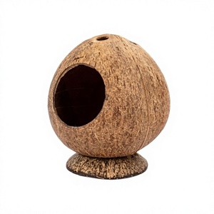 Casa para Pájaros de Cáscara de Coco Natural, Redonda, Ecológica, Refugio para Mascotas, Hecha en Vietnam - Product Image 1